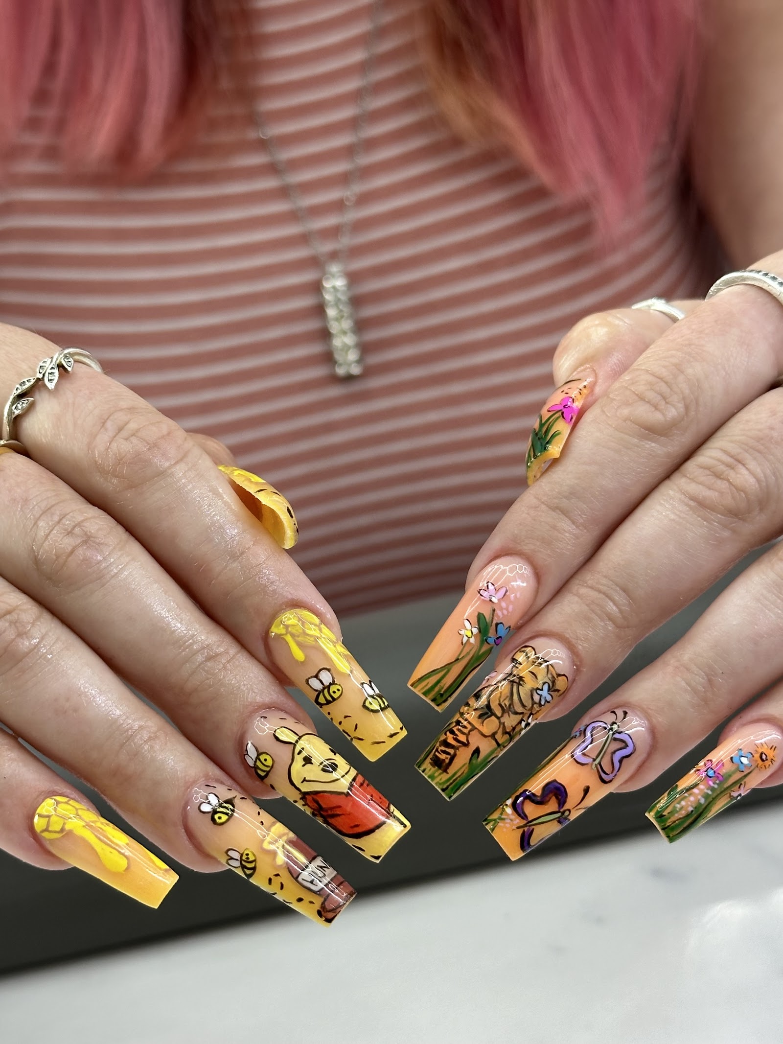 Vogue Nails Bar nail photo 2